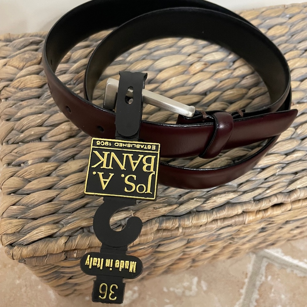 NWT Jos. A. Banks Belt Italian Leather Men's Cognac Brown Sz 36” W/Silver Buckle